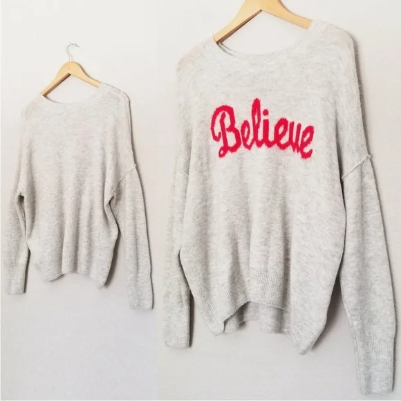 CeCe Believe Script
Graphic Long-Sleeve Cozy Pullover Sweater M Light
Grey $69 - Picture 4 of 14
